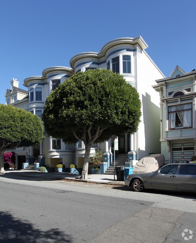 Primary Photo - 2780 Sacramento St
