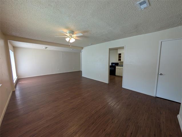 Building Photo - 3827 Black Oak Dr