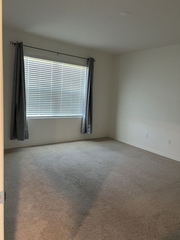 Building Photo - 1371 McFarland Dr