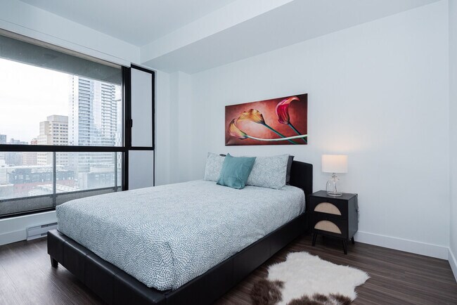 Photo du bâtiment - 1421 Av. Argyle