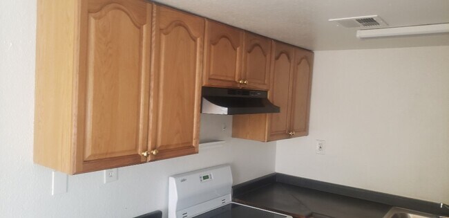 Building Photo - N 43rd Avenue