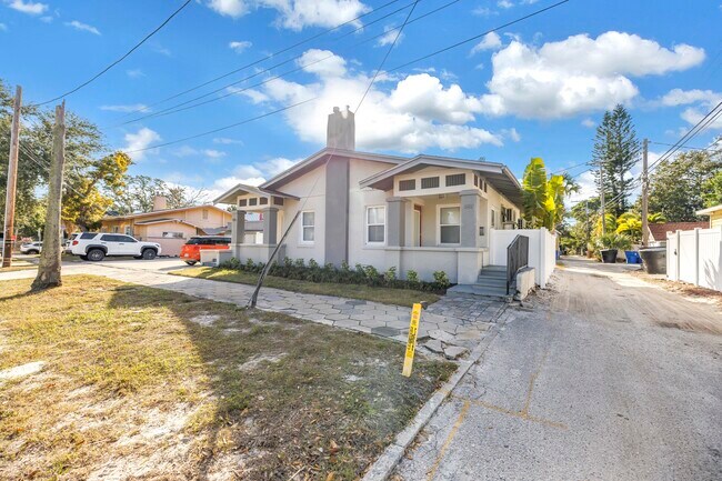 Foto del edificio - 486 9th Ave N