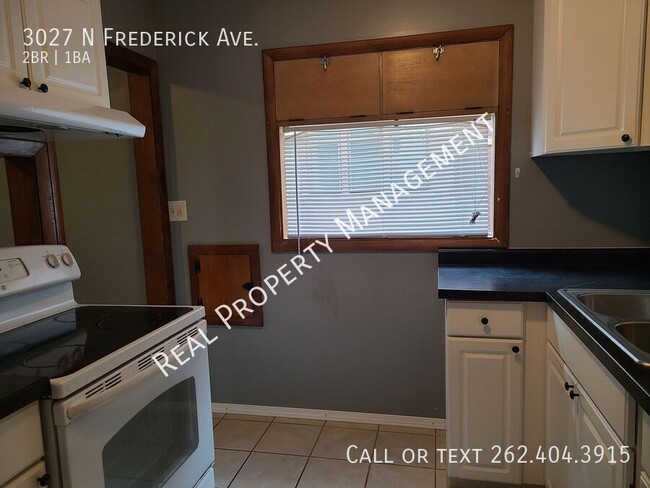 Building Photo - 3027 N Frederick Ave