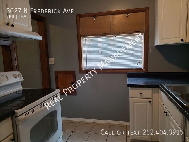Foto del edificio - 3027 N Frederick Ave