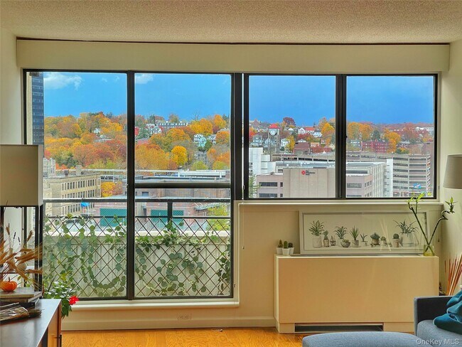 Foto del edificio - 10 Cottage Pl