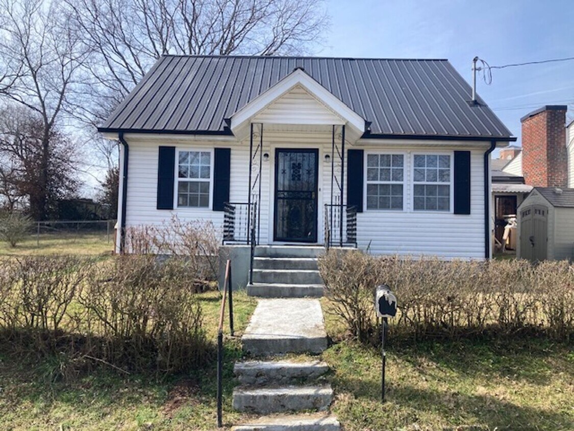 Foto principal - 104 S Clinch St