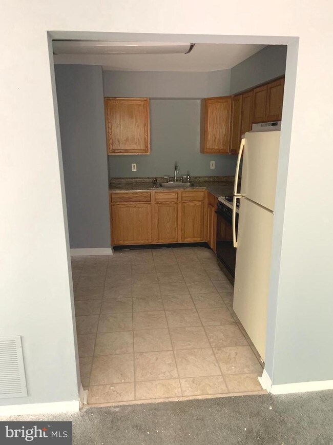Building Photo - 29 Villanova Ct
