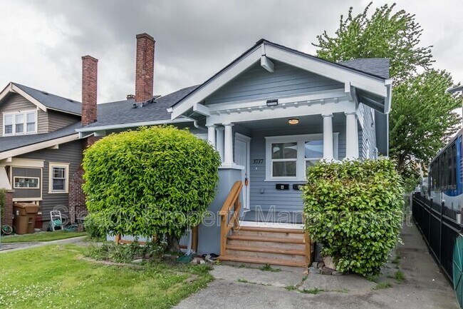 Foto del edificio - 3737 Tacoma Ave S