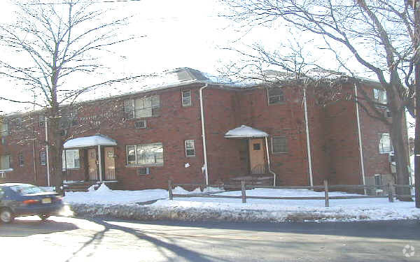 Building Photo - Fairview Gardens