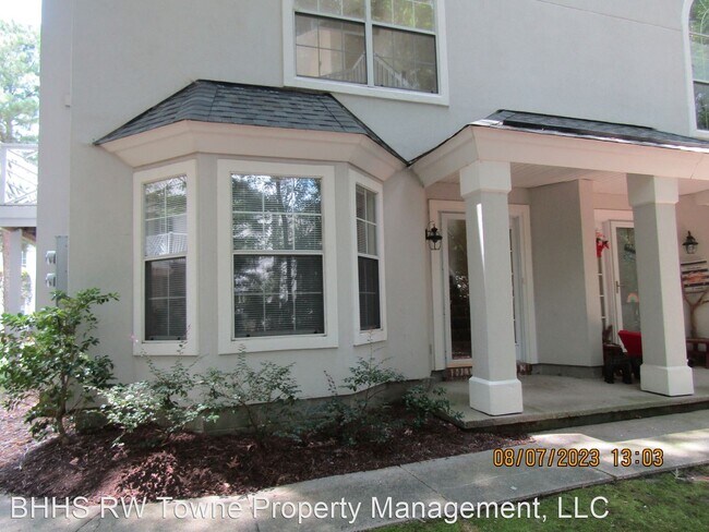 Building Photo - 3 br, 2.5 bath House - 579 Seahorse Run