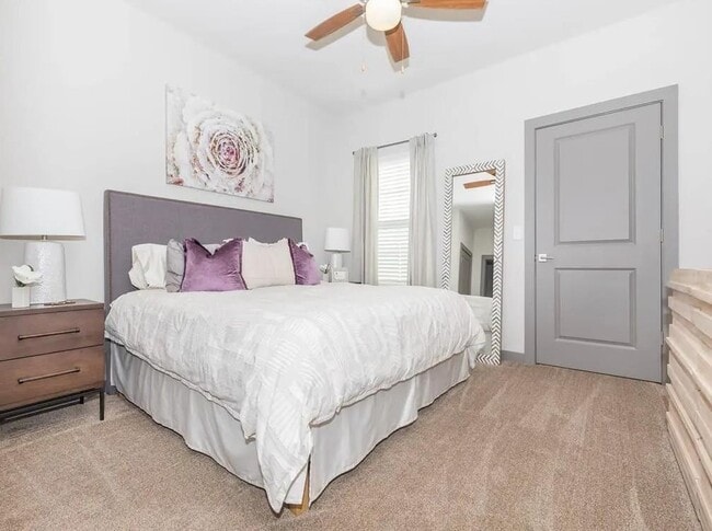 Foto del edificio - 2080 One White Oak Ln