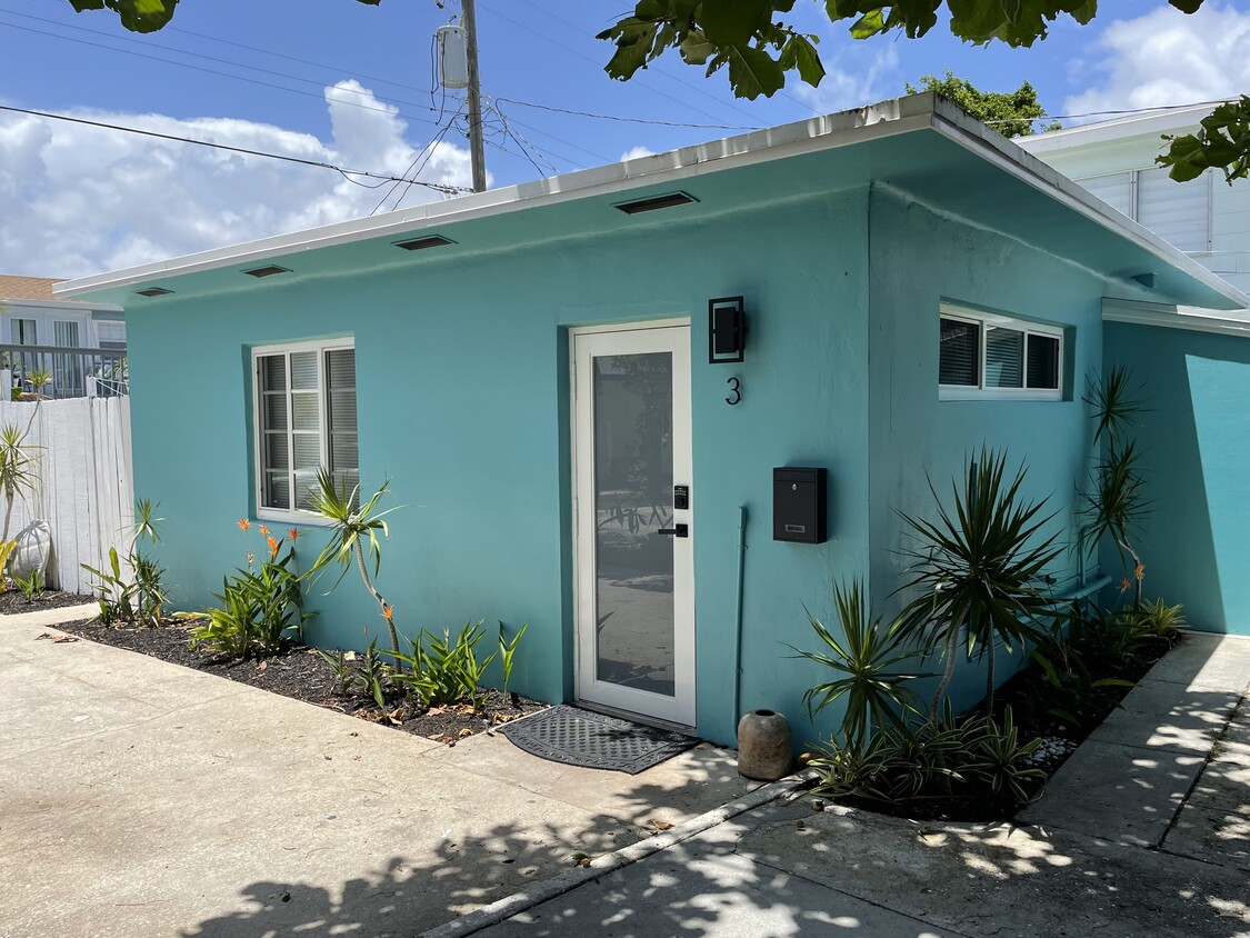 607 N L St Unit 3, Lake Worth, FL 33460 607 N L St Lake Worth, FL