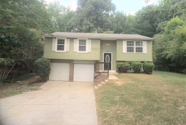 Building Photo - 2875 Woodburn Ct
