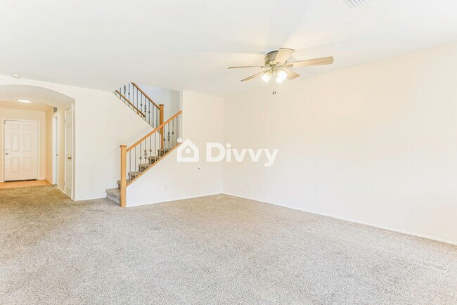 Building Photo - 2134 W Roosevelt Ave