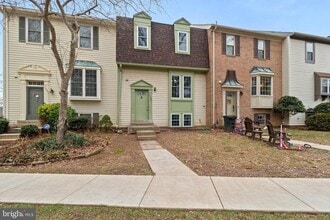 Building Photo - 9885 Burke Pond Ct