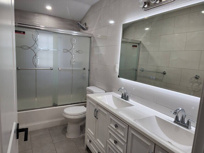 Foto del edificio - 11542 175th St