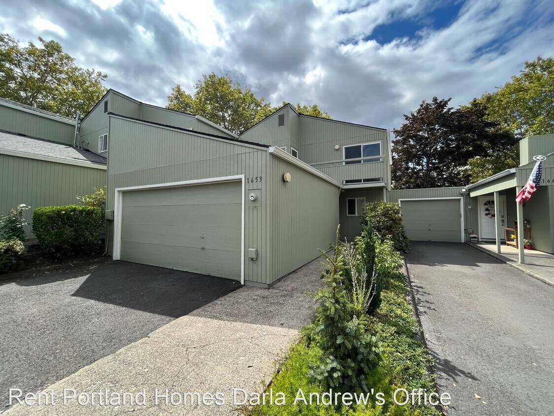 Foto principal - 4 br, 2 bath House - 1653 NW Rolling Hill Dr