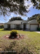 Building Photo - 117 Gator Dr