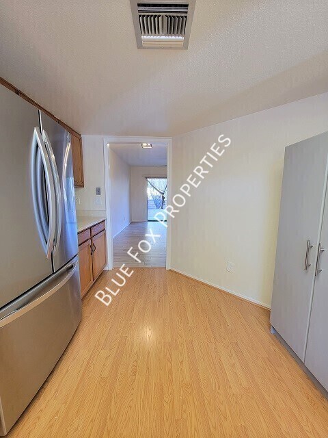 Foto del edificio - 10131 E Lost Trails St