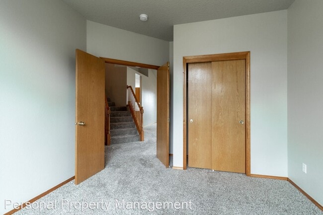 Building Photo - 4 br, 2.5 bath House - 1500 NW 14th St