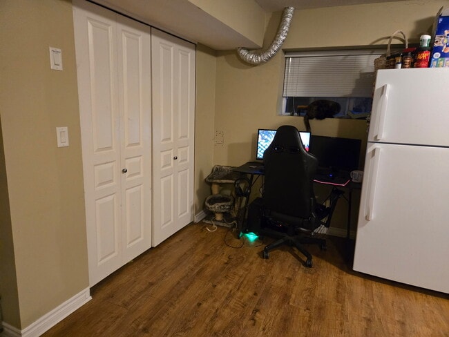 Building Photo - 11479-11236 236 St