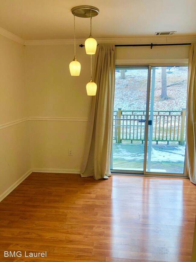 Foto del edificio - 2 br, 2.5 bath House - 4830 Dorsey Hall Dr...
