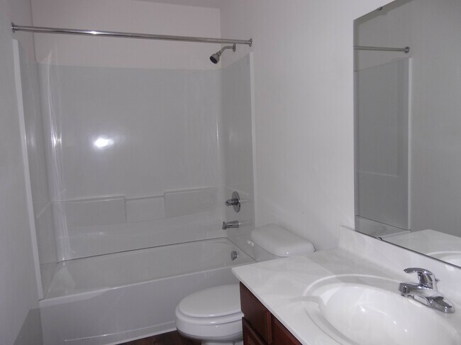 Building Photo - 4190 Otter Creek Dr