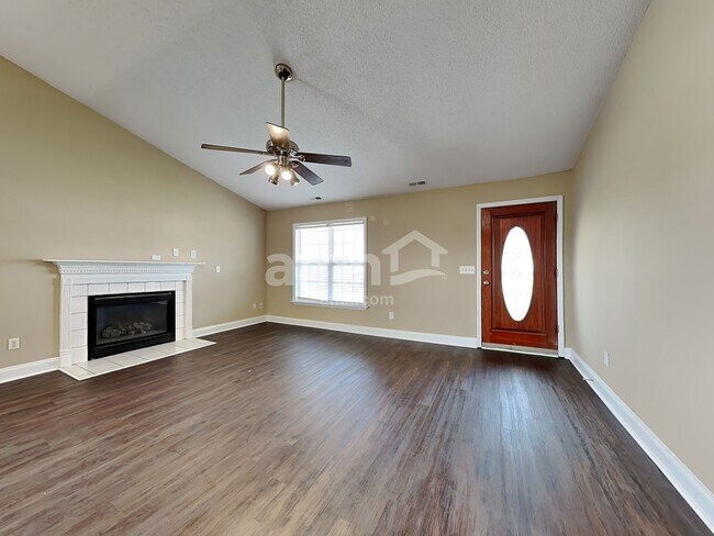 Building Photo - 4770 Seminole Ct