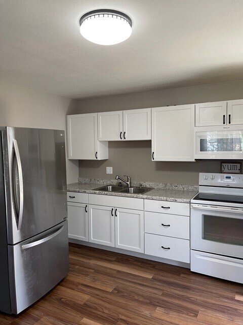 Building Photo - 626 Whitlock Ave