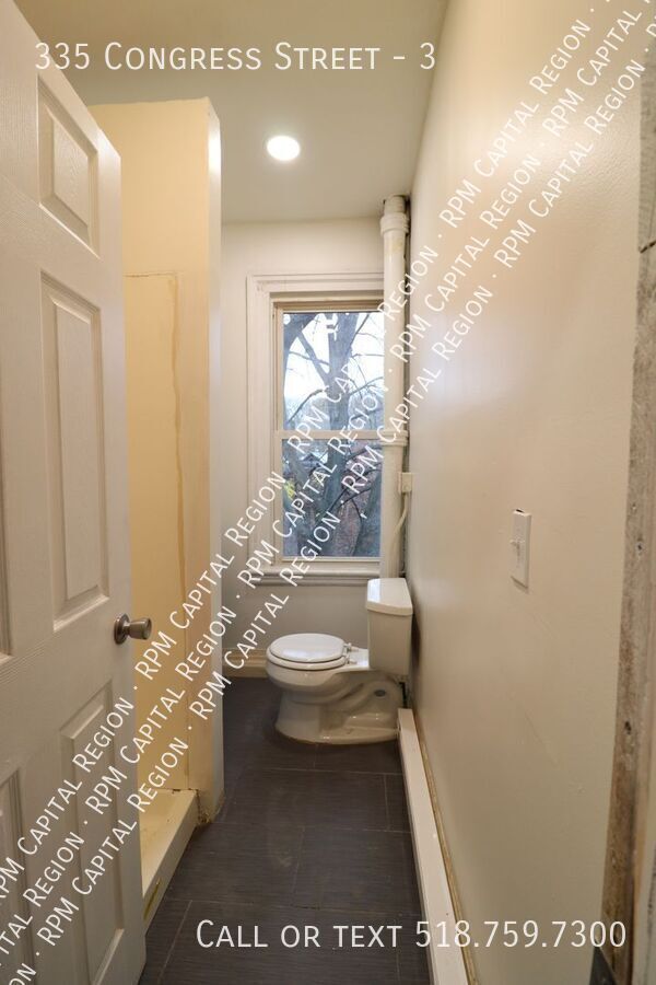 Foto del edificio - 335 Congress St