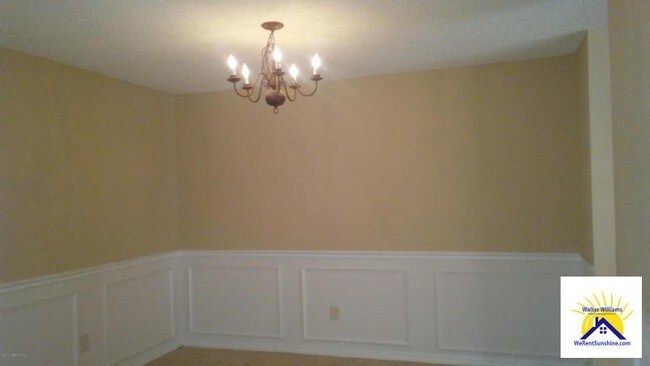 Building Photo - 10705 Academy Park Dr