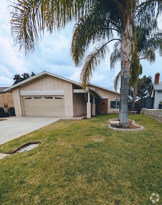 Building Photo - 12307 Paseo del Sol Way