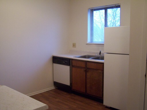 Building Photo - 3640 Bold Bidder Dr
