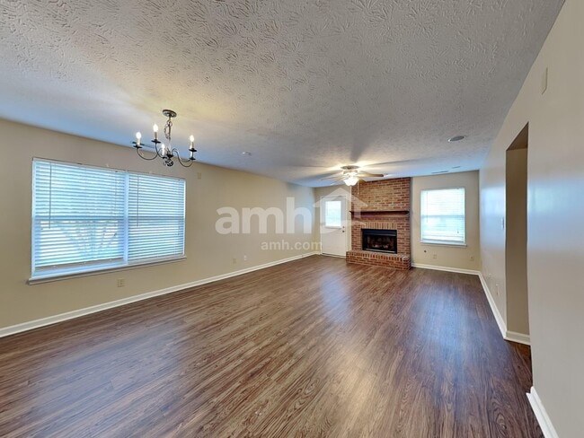 Building Photo - 10393 Buell Ct