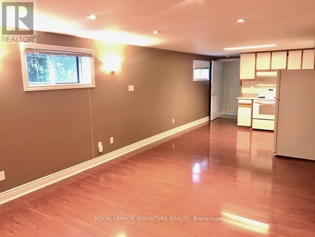 Building Photo - 2667 Sherhill Dr