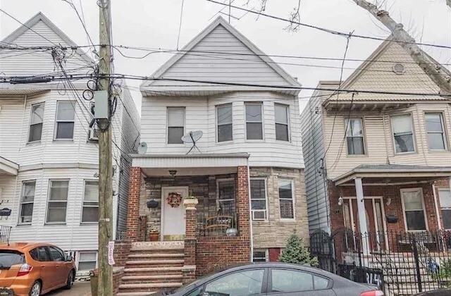Primary Photo - 816 Pavonia Ave