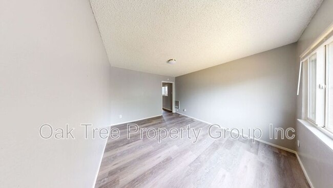 Building Photo - 1648 Russell St