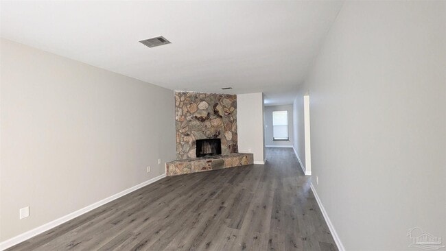 Building Photo - 9565 Sunnehanna Blvd