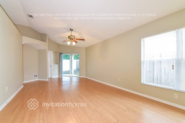 Foto del edificio - 28611 Seashell Ct