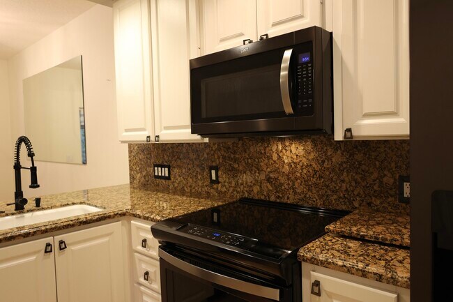 Foto del edificio - 80 Live Oak Cir