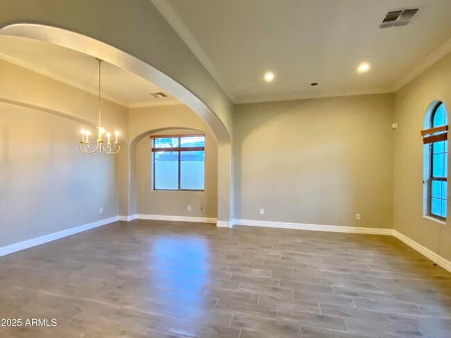 Foto del edificio - 2417 East Charlotte Dr