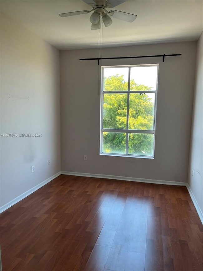 Building Photo - 7420 W 20th Ave