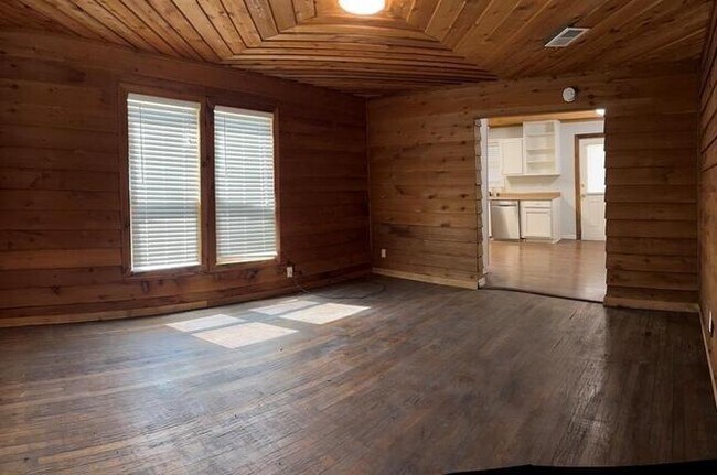 Foto del edificio - 207 Masters Ave