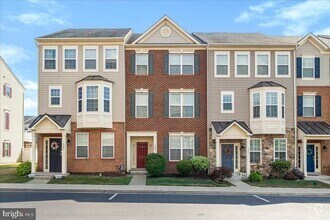 Building Photo - 6395 Walcott Ln