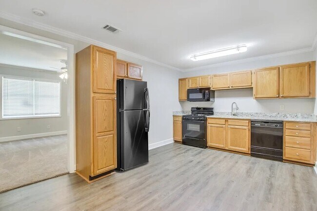 Foto del edificio - 3551 Meadowview Dr