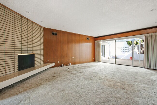 FAMILY ROOM W/ FIREPLACE - 5443 W Slauson Ave