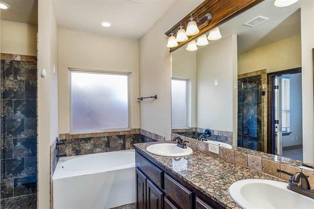 Building Photo - 7708 SW Franks Ct