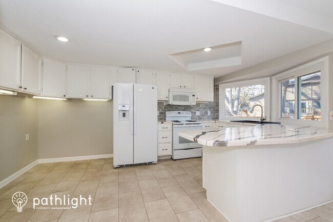 Building Photo - 14830 Berry Circle, Omaha, NE, 68137
