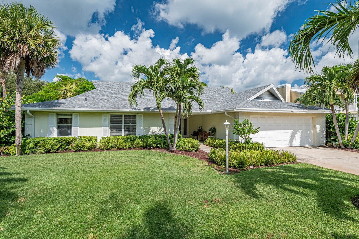 Foto principal - 965 Reef Rd
