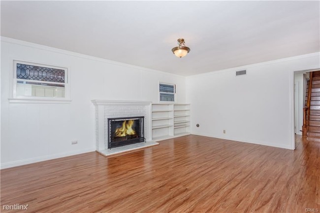 Building Photo - 3 br, 2 bath House - 2101 Granada Ave